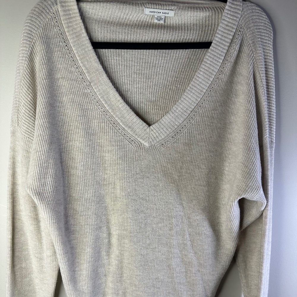 American Eagle Sweater